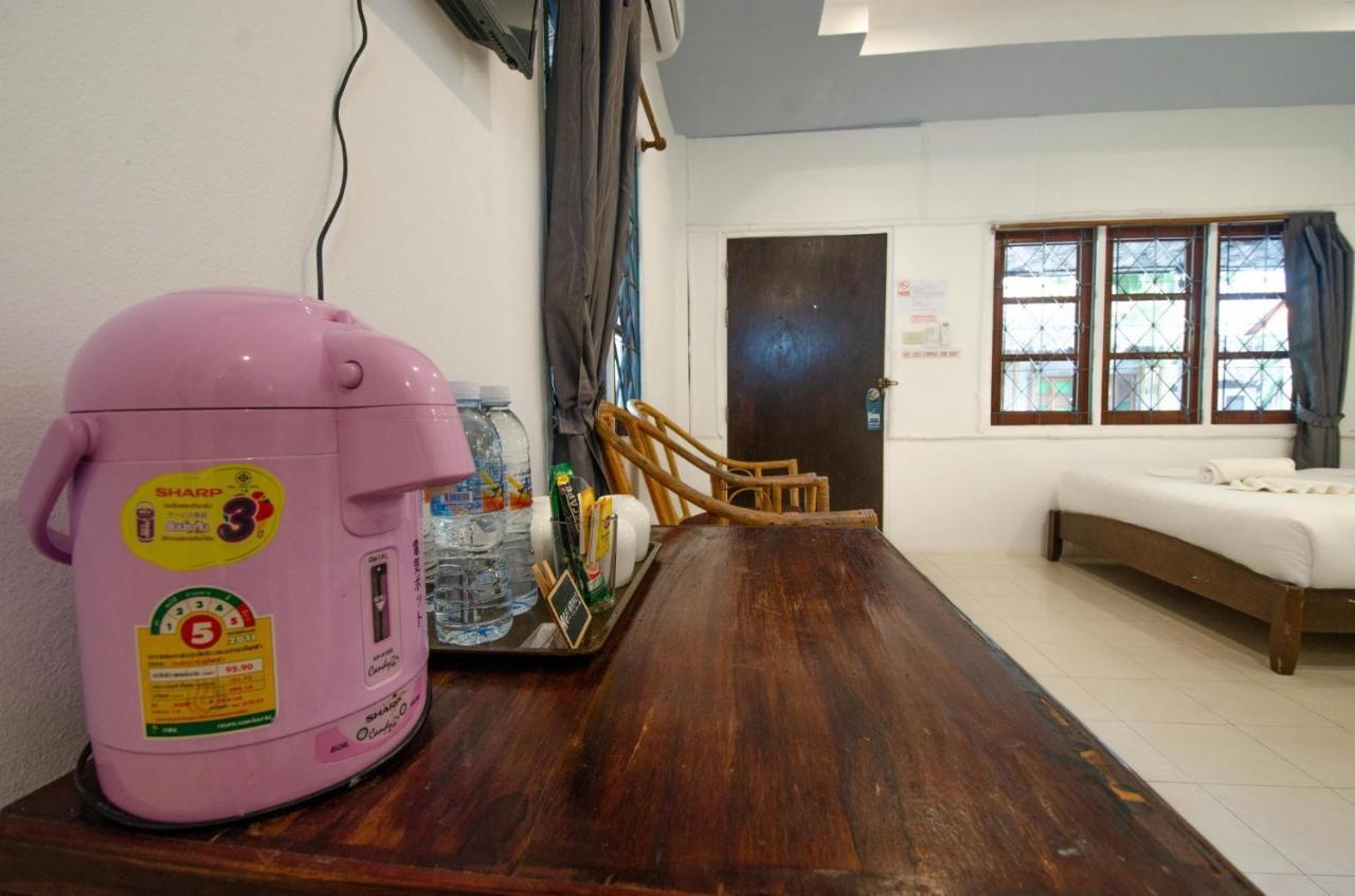 Aonang Guest Home Ao Nang Bagian luar foto